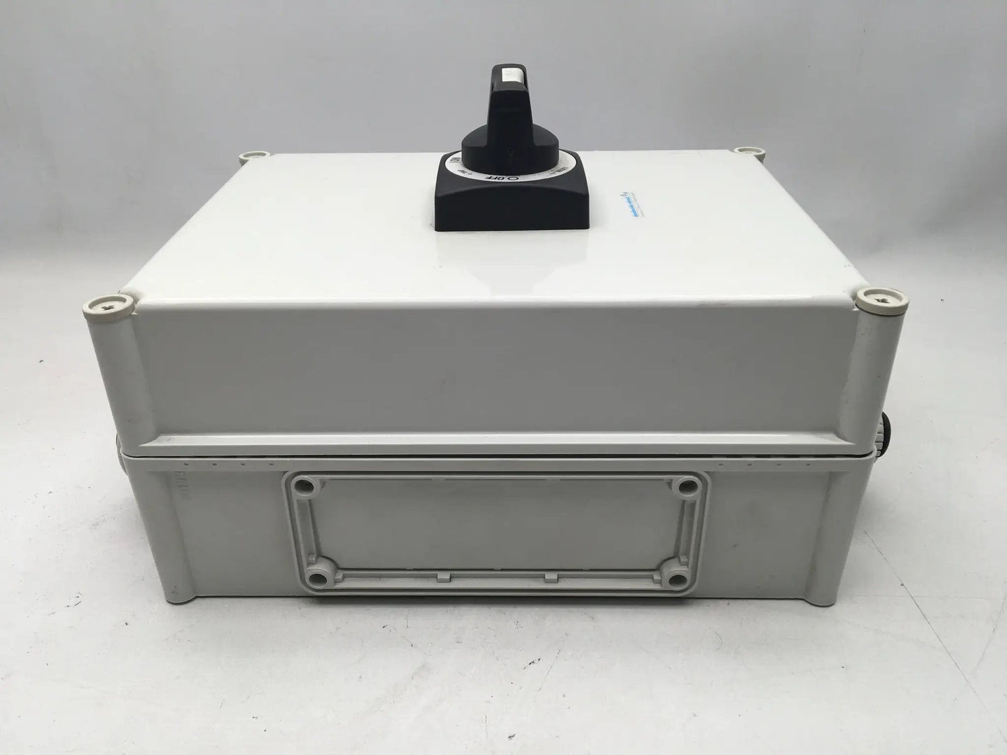 Skandinaviska Solenoid AB/Moeller NZM1Circuit Breaker