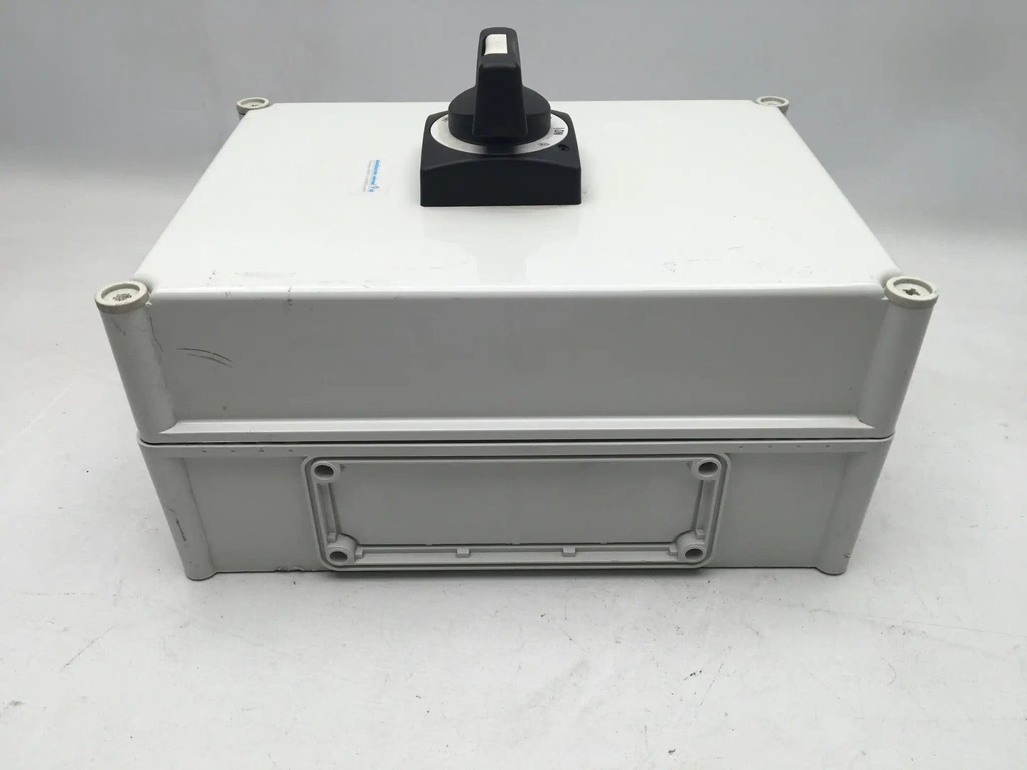 Skandinaviska Solenoid AB/Moeller NZM1Circuit Breaker