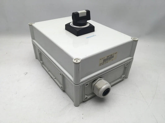 Skandinaviska Solenoid AB/Moeller NZM1Circuit Breaker