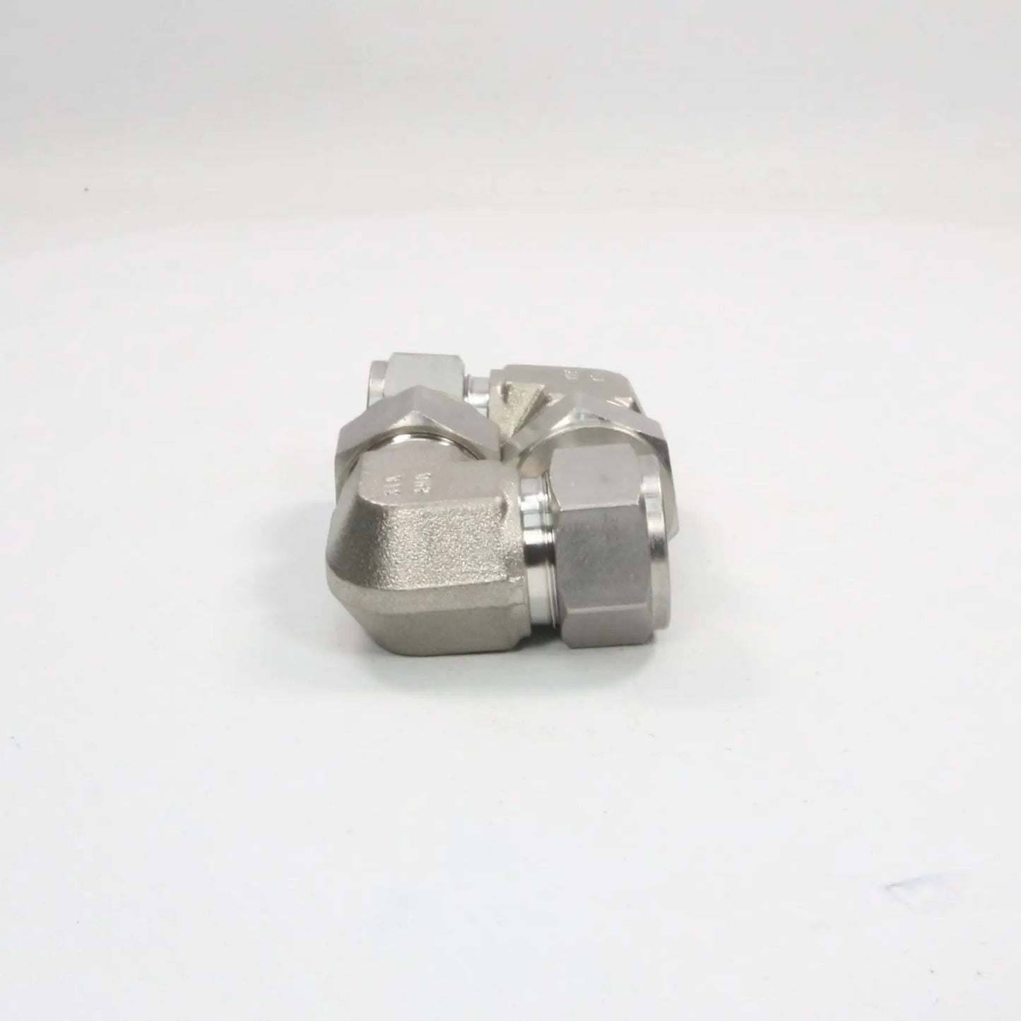 Swagelok SS-1210-9 90° Union Elbow Fitting x 2