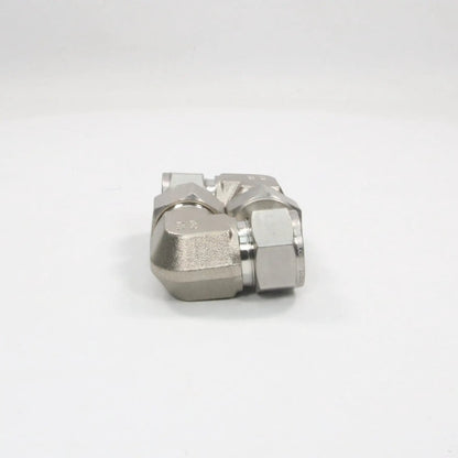 Swagelok SS-1210-9 90° Union Elbow Fitting x 2