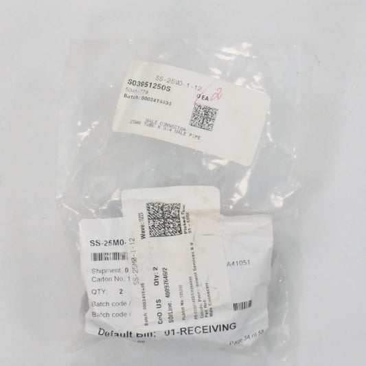 Swagelok SS-25M0-1-12 Male Connector x 2