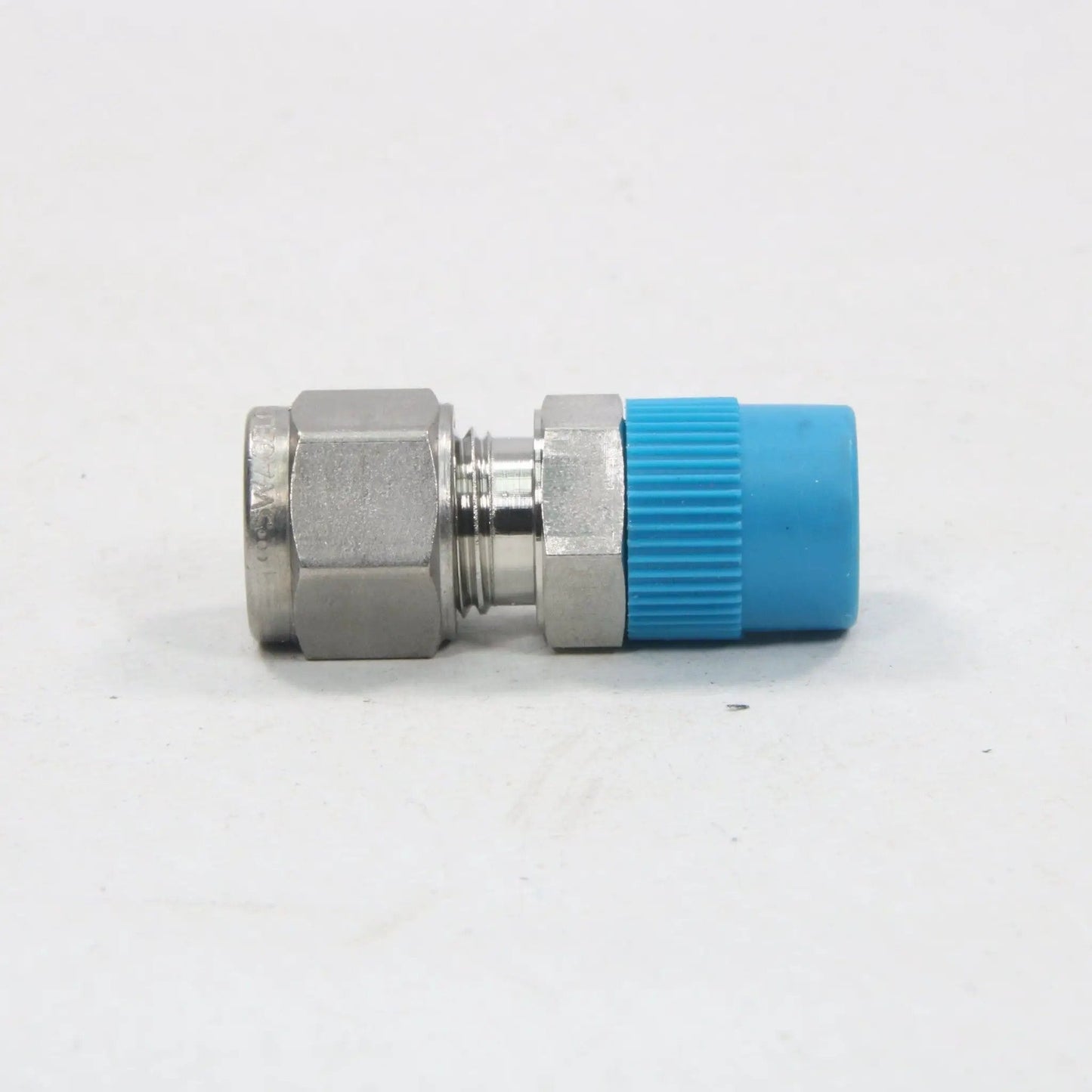 Swagelok SS 8M0 1 4 Tube Fitting (10x)