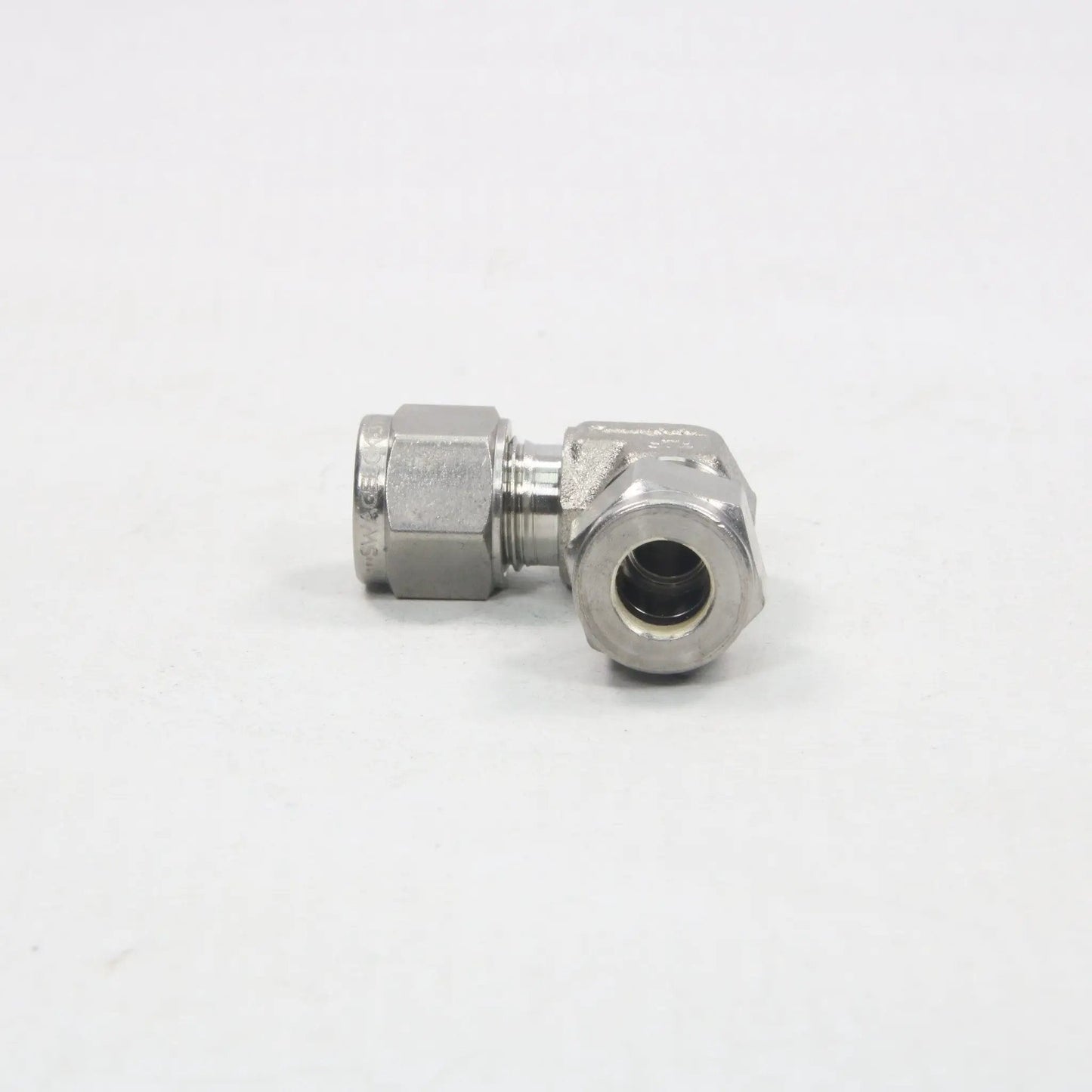 Swagelok SS 8M0 9 Union Elbow (8x)