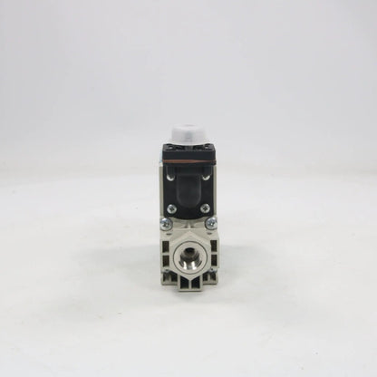 Telemecanique Nautilus XML A010C2C11 Pressure Switch
