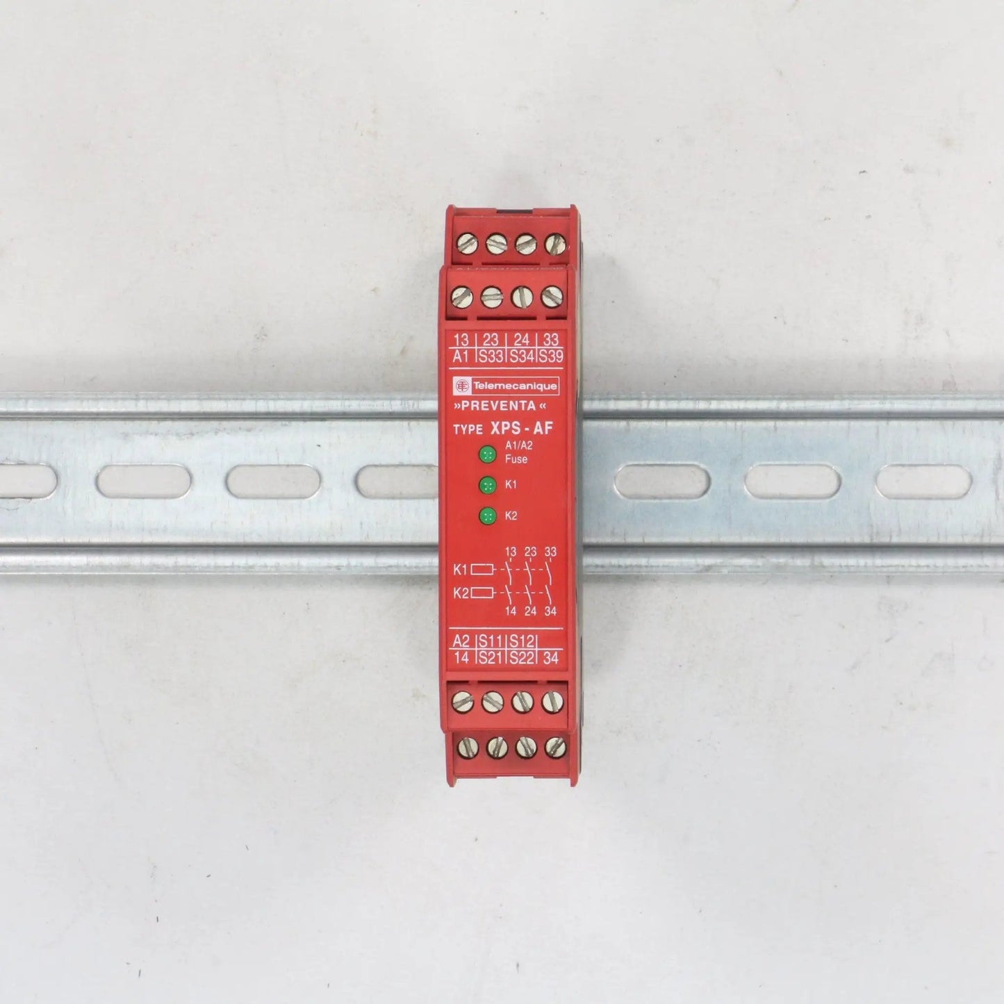 Telemecanique Preventa XPSAF5130P Safety Relay