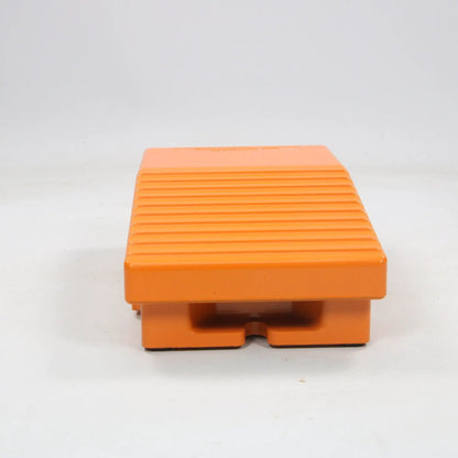 Telemecanique Schneider Electric XPE R211 Operators Pedal