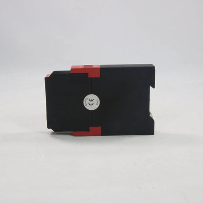 Telemecanique XPSAX5120 Emergency Stop Relay