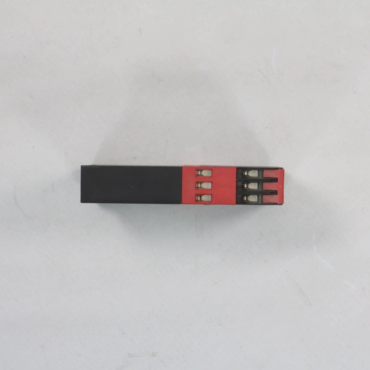 Telemecanique XPSAX5120 Emergency Stop Relay