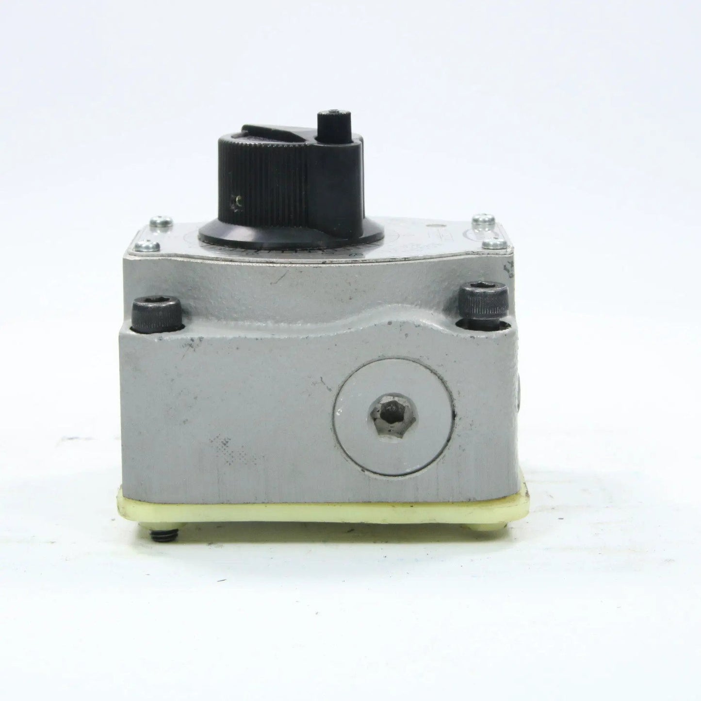 Toyooki Flow control valve HF2-KG1-02