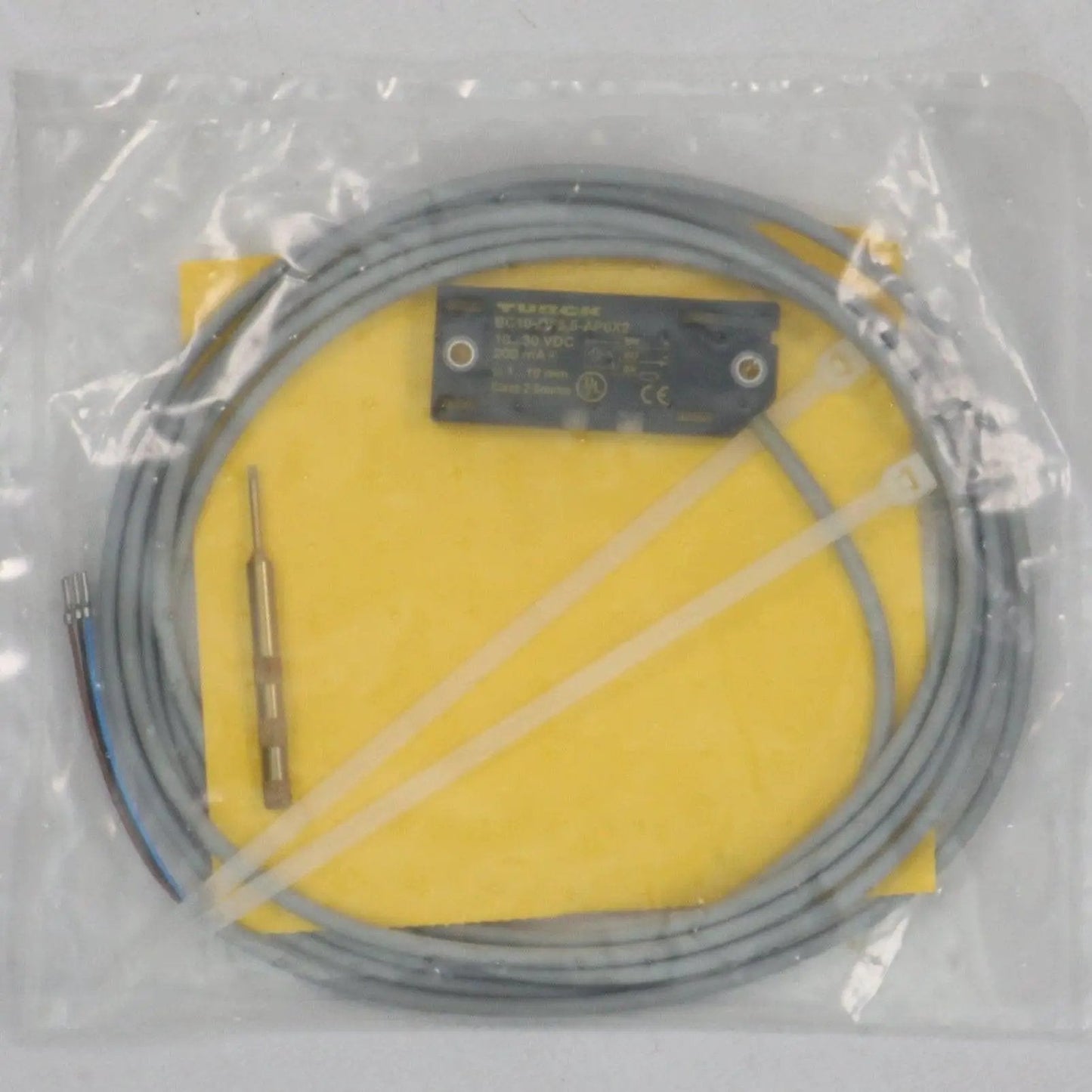 Turck BC10 QF5 5 AP6X2 Proximity Switch