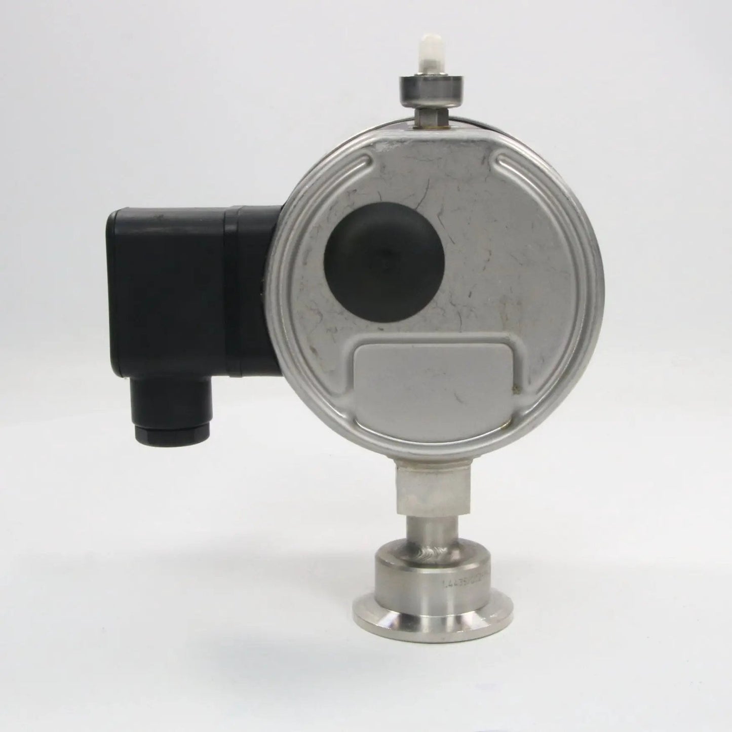 Wika 233.50.100 Manometer